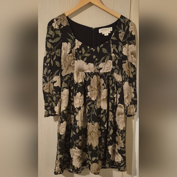 Floral Black and Brown Dress - Picture 2 of 3